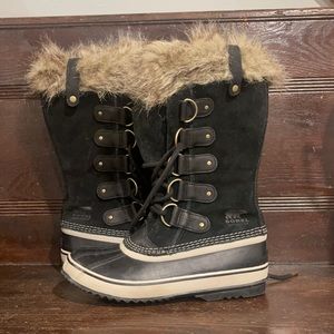 Sorel waterproof boots. Like new